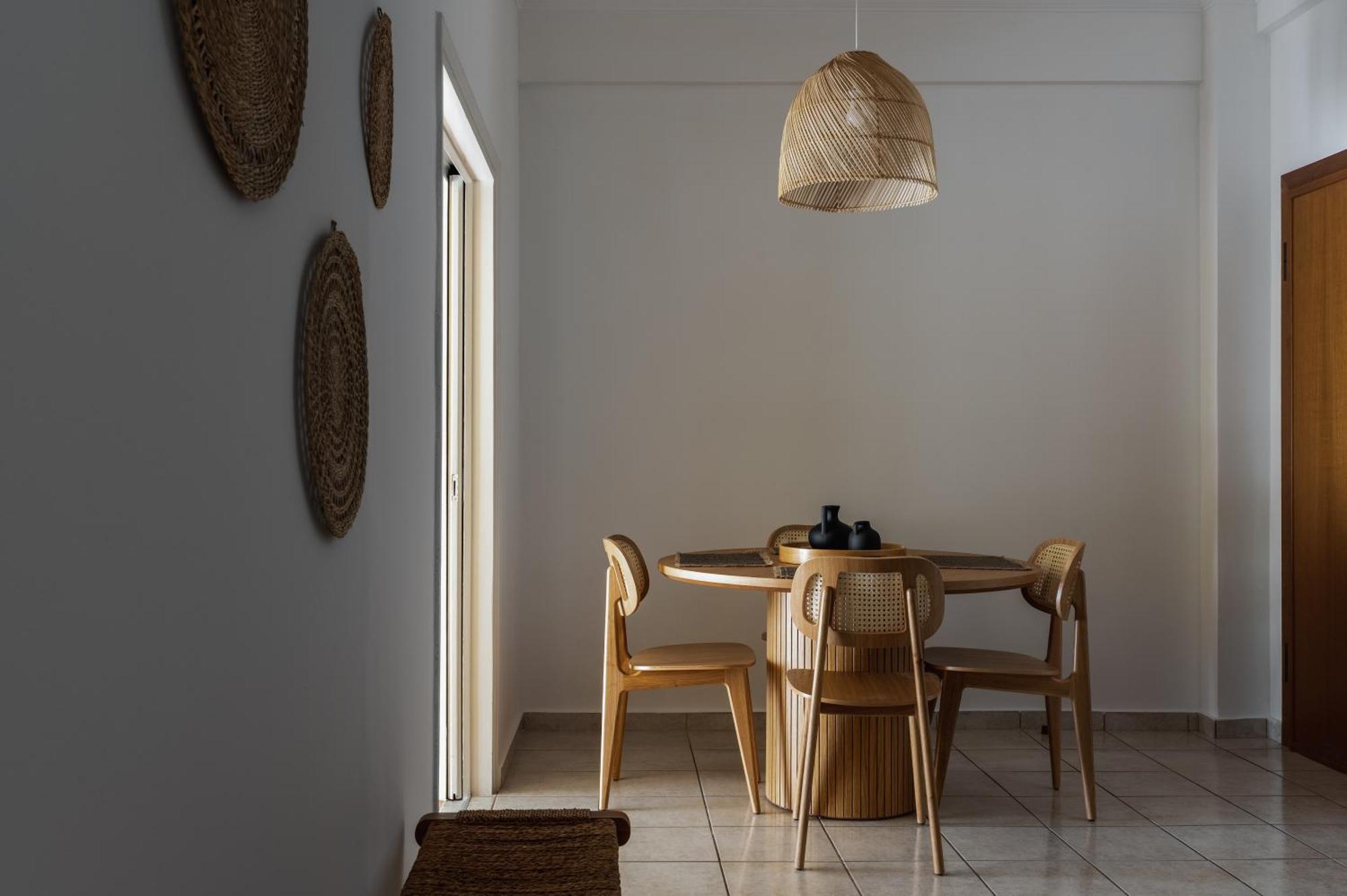 Athens' Gem: Fun, Sun & Your Koukaki Run! エクステリア 写真